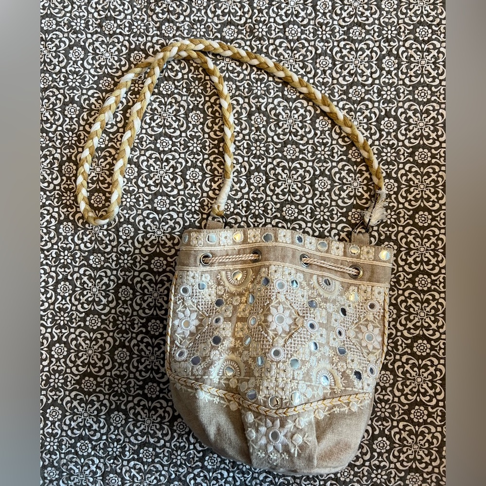Neat purse